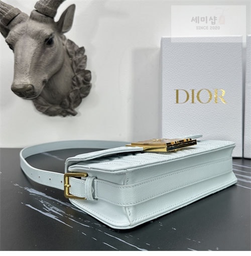 D I O R 디올 Miss Dior 마르크 보앙 플랩백 Bag 12번 이미지