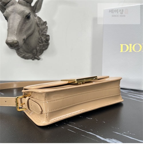 D I O R 디올 Miss Dior Graffiti 플랩백 Bag 11번 이미지