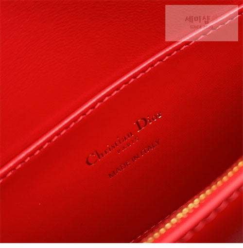 D I O R 디올 Miss Dior Graffiti 플랩백 Bag 13번 이미지