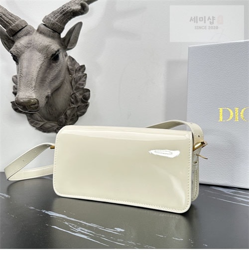 D I O R 디올 Miss Dior Graffiti 플랩백 Bag 14번 이미지