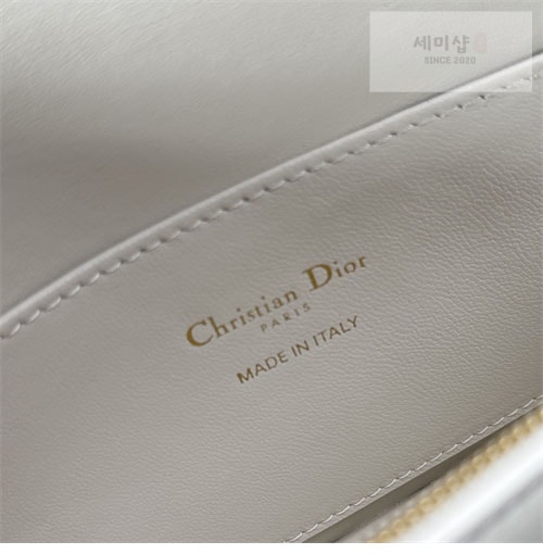 D I O R 디올 Miss Dior Graffiti 플랩백 Bag 29번 이미지