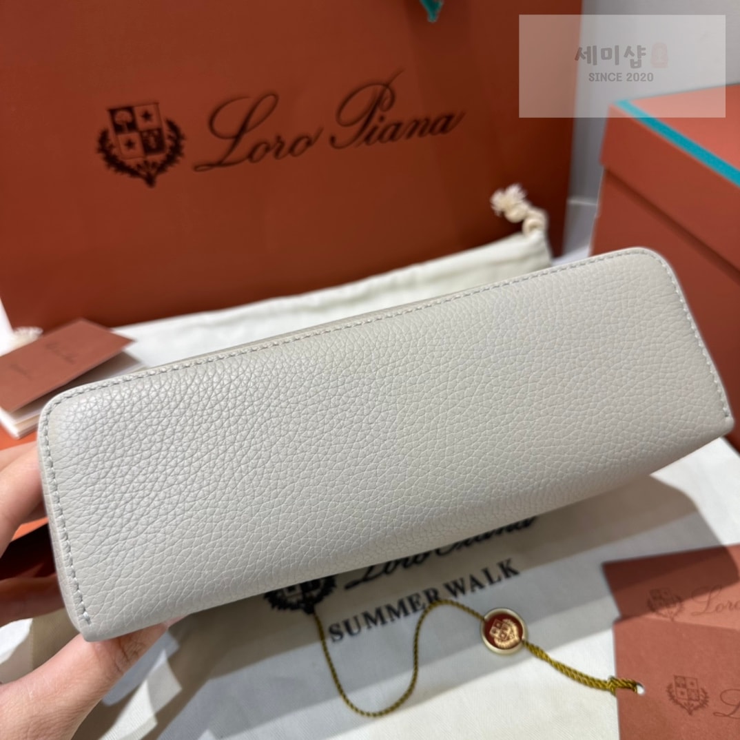 로로피아나 로로피아나 엑스트라 포켓 파우치 L19 트래버틴 Bag 4번 이미지