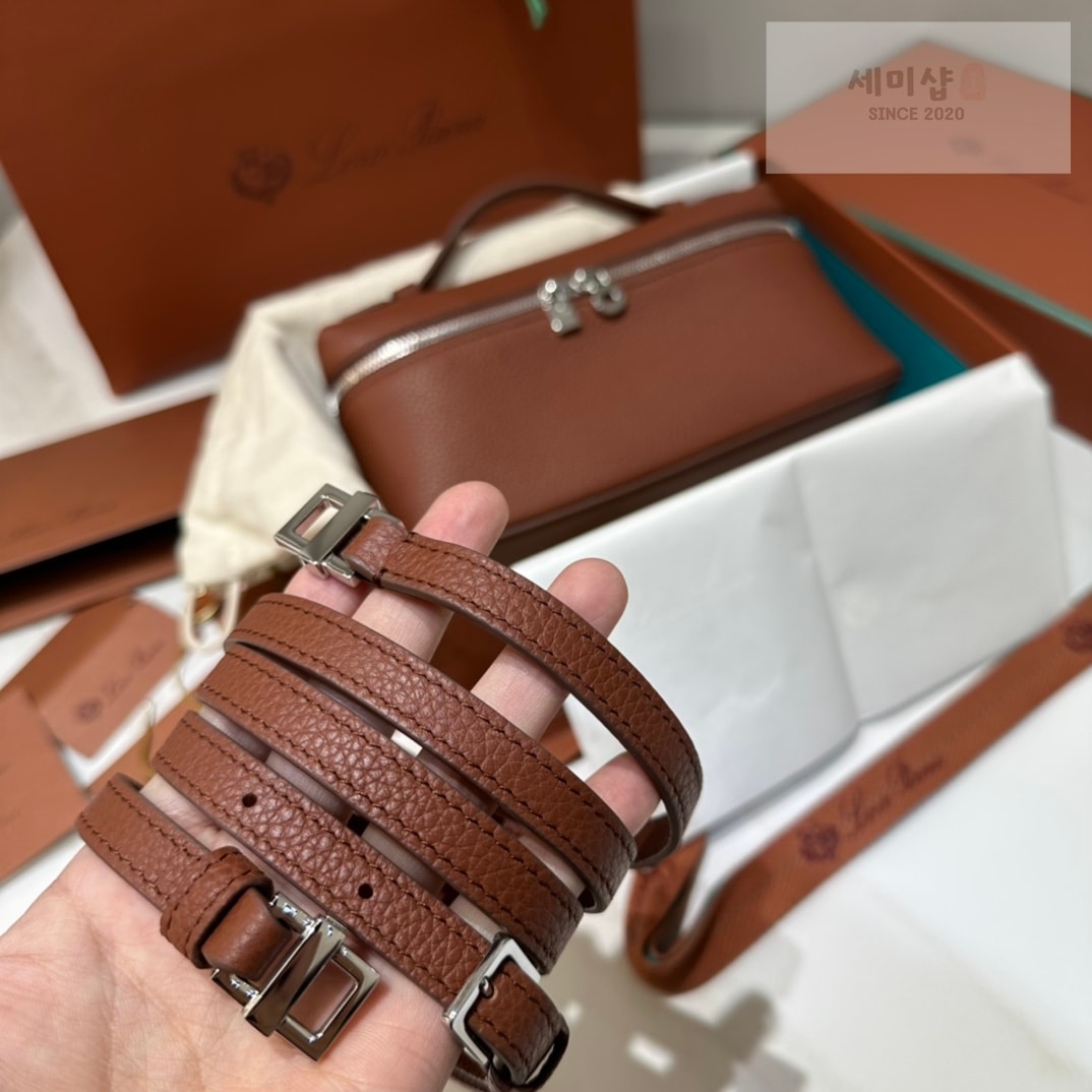 로로피아나 로로피아나 엑스트라 포켓 파우치 L19 퀴멜 Bag 6번 이미지