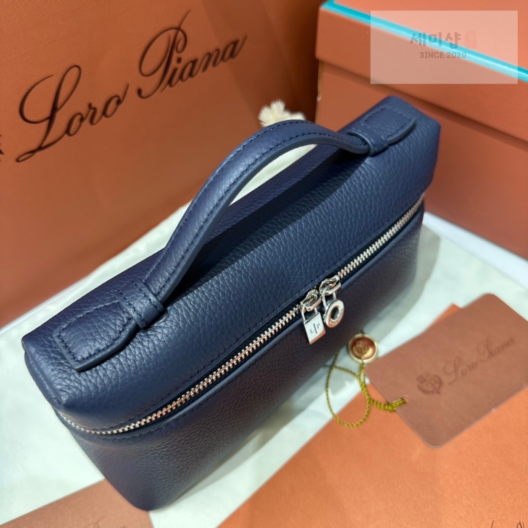 로로피아나 로로피아나 엑스트라 포켓 파우치 L19 블루 네이비 Bag 5번 이미지