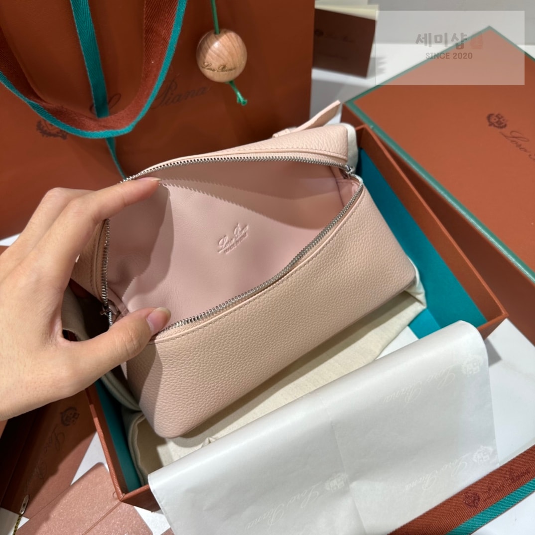 로로피아나 로로피아나 엑스트라 포켓 파우치 L19 로즈 쿼츠 Bag 7번 이미지