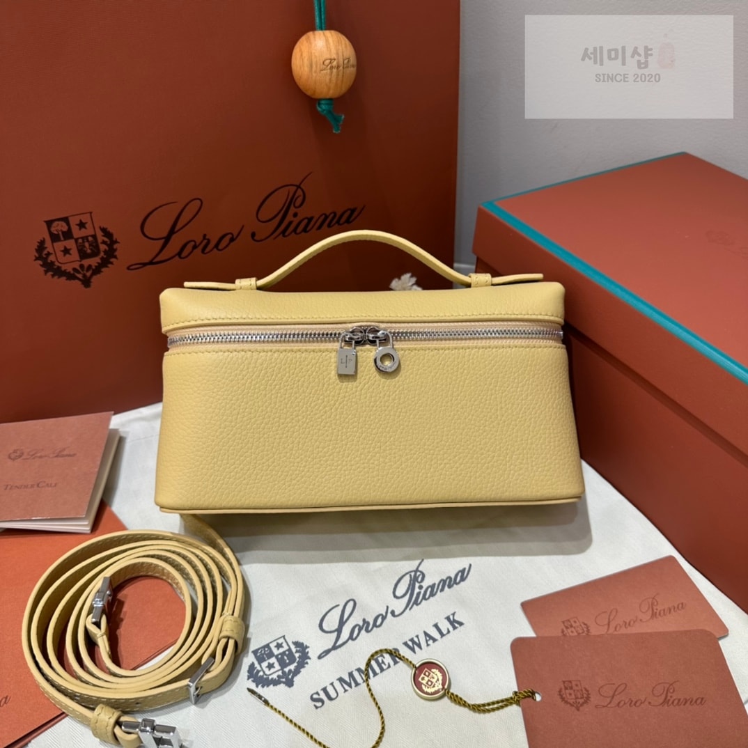 로로피아나 로로피아나 엑스트라 포켓 파우치 L19 커스터드 Bag 1번 이미지