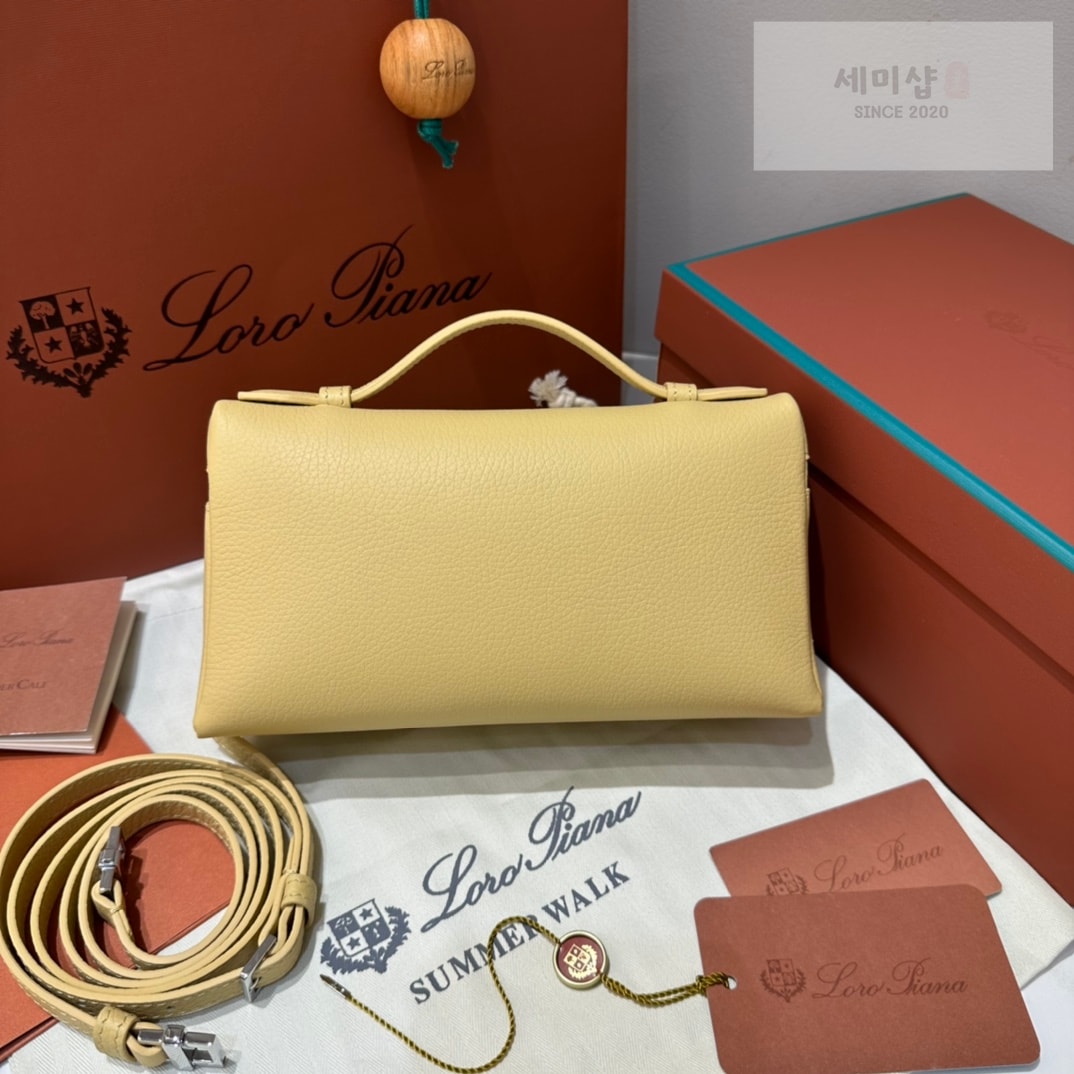 로로피아나 로로피아나 엑스트라 포켓 파우치 L19 커스터드 Bag 2번 이미지