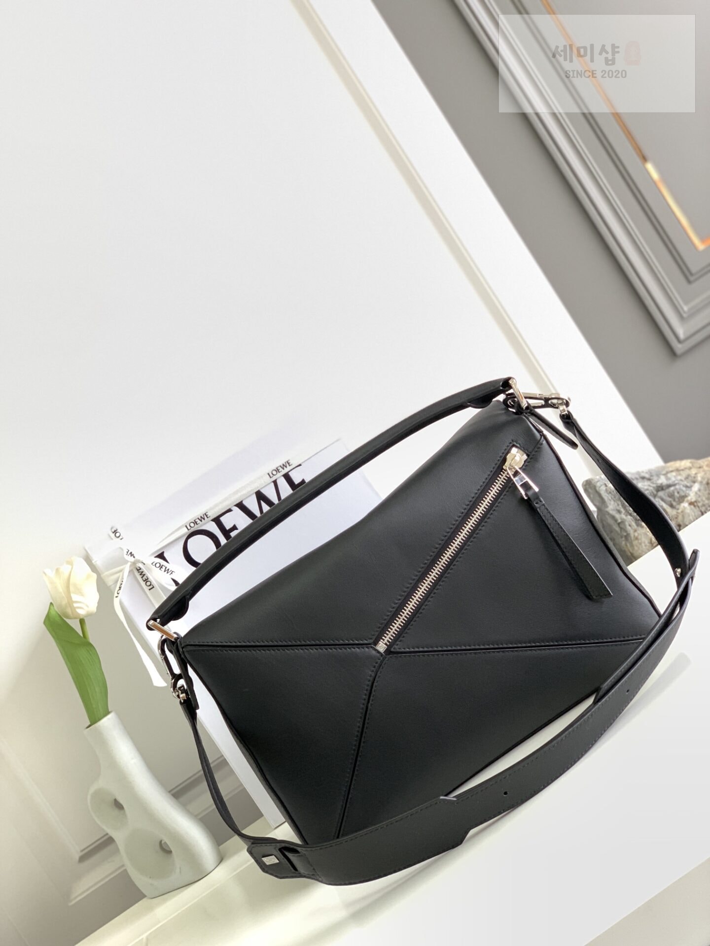 Loewe 로에베 라지 샤이니 카프스킨 퍼즐 백 35*17*24CM Bag 2번 이미지