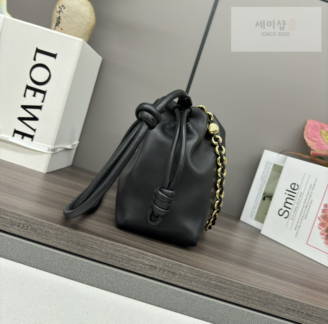 Loewe 로에베 멜로우 나파 램스킨 플라멩고 펄스 백 30*20*10.5CM Bag 11번 이미지