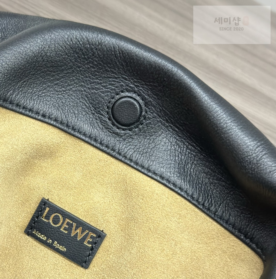 Loewe 로에베 멜로우 나파 램스킨 플라멩고 펄스 백 30*20*10.5CM Bag 10번 이미지