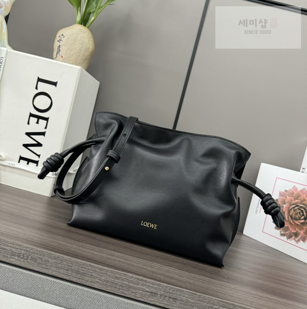 Loewe 로에베 미니 플라멩코 클러치백 Bag 33번 이미지