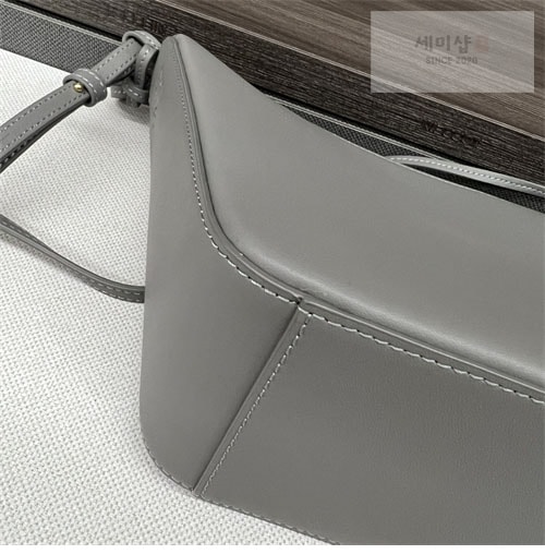 Loewe 로에베 미니 해먹 호보 백 Bag 9번 이미지