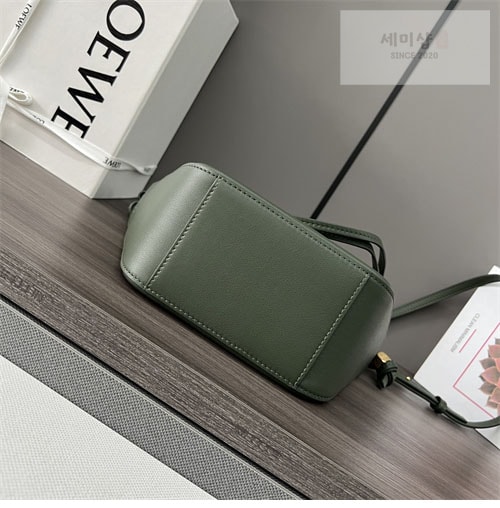 Loewe 로에베 미니 해먹 호보 백 Bag 21번 이미지