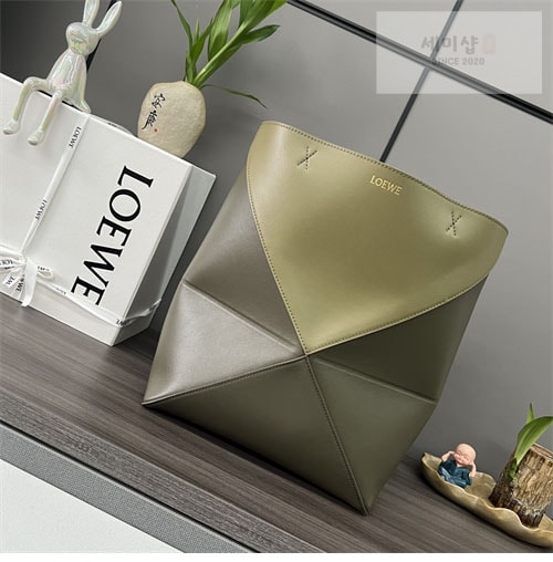 Loewe 로에베 미디엄 퍼즐 폴드 토트백 Bag 17번 이미지