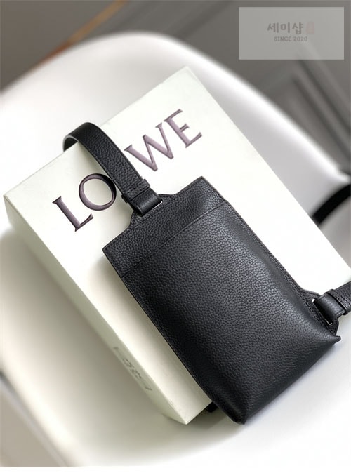 Loewe 로에베 버티컬 T 포켓 크로스백 Bag 9번 이미지