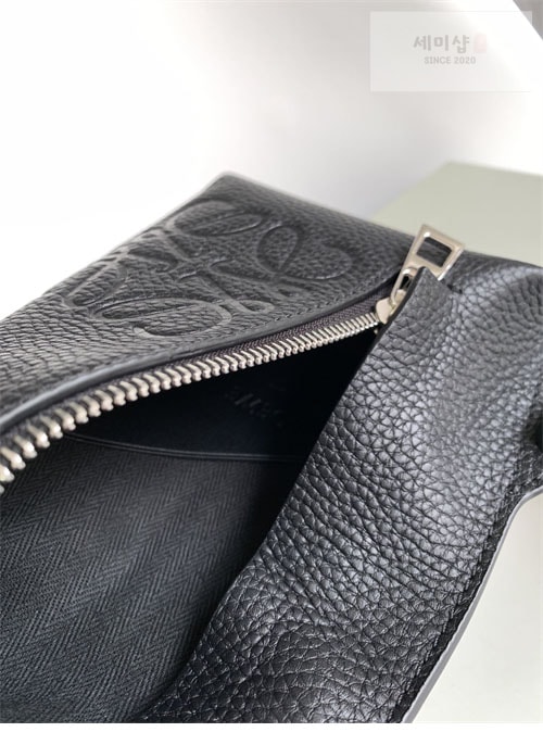 Loewe 로에베 버티컬 T 포켓 크로스백 Bag 7번 이미지