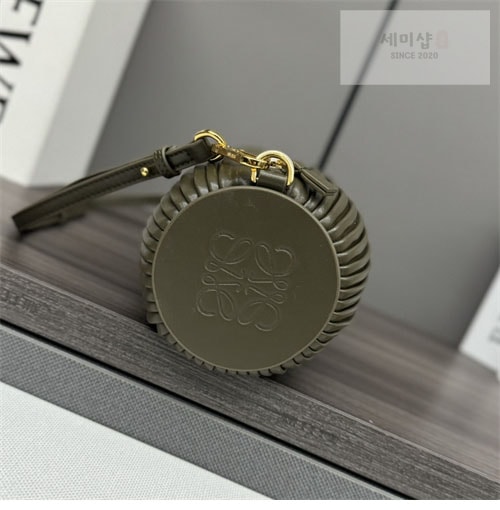 Loewe 로에베 브레이슬릿 파우치 2컬러 Bag 13번 이미지