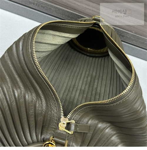 Loewe 로에베 브레이슬릿 파우치 2컬러 Bag 15번 이미지