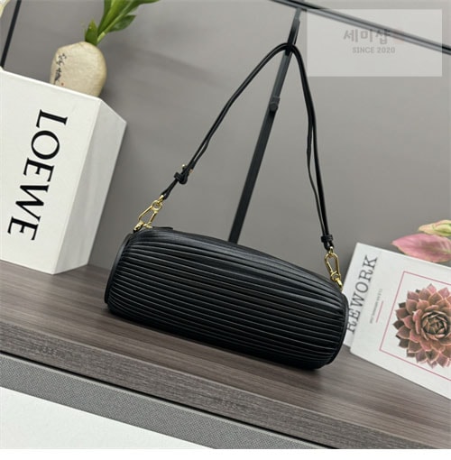 Loewe 로에베 브레이슬릿 파우치 2컬러 Bag 8번 이미지