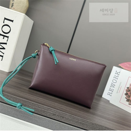 Loewe 로에베 샤이니 나파 파우치 클러치백 Bag 9번 이미지
