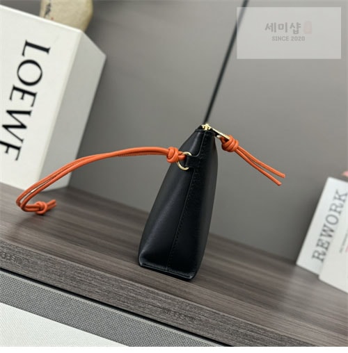 Loewe 로에베 샤이니 나파 파우치 클러치백 Bag 6번 이미지