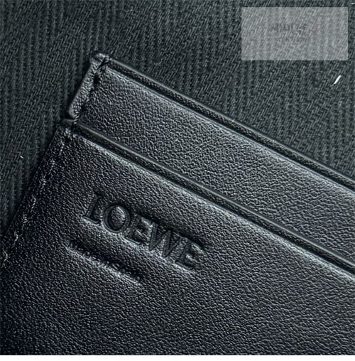 Loewe 로에베 샤이니 나파 파우치 클러치백 Bag 11번 이미지
