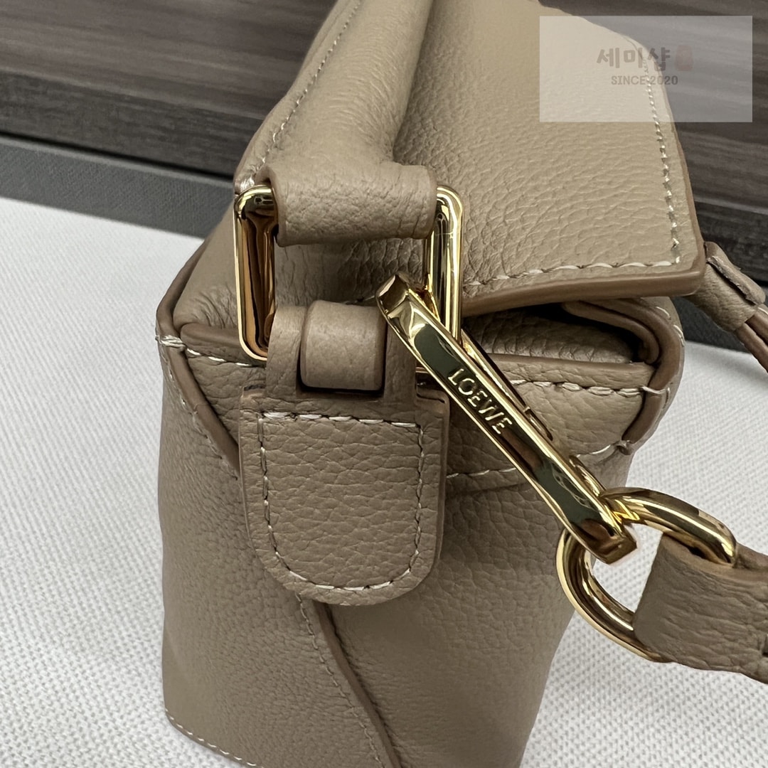 Loewe 로에베 소프트 그레인 카프스킨 미니 퍼즐 백 18*12.5*8CM Bag 7번 이미지