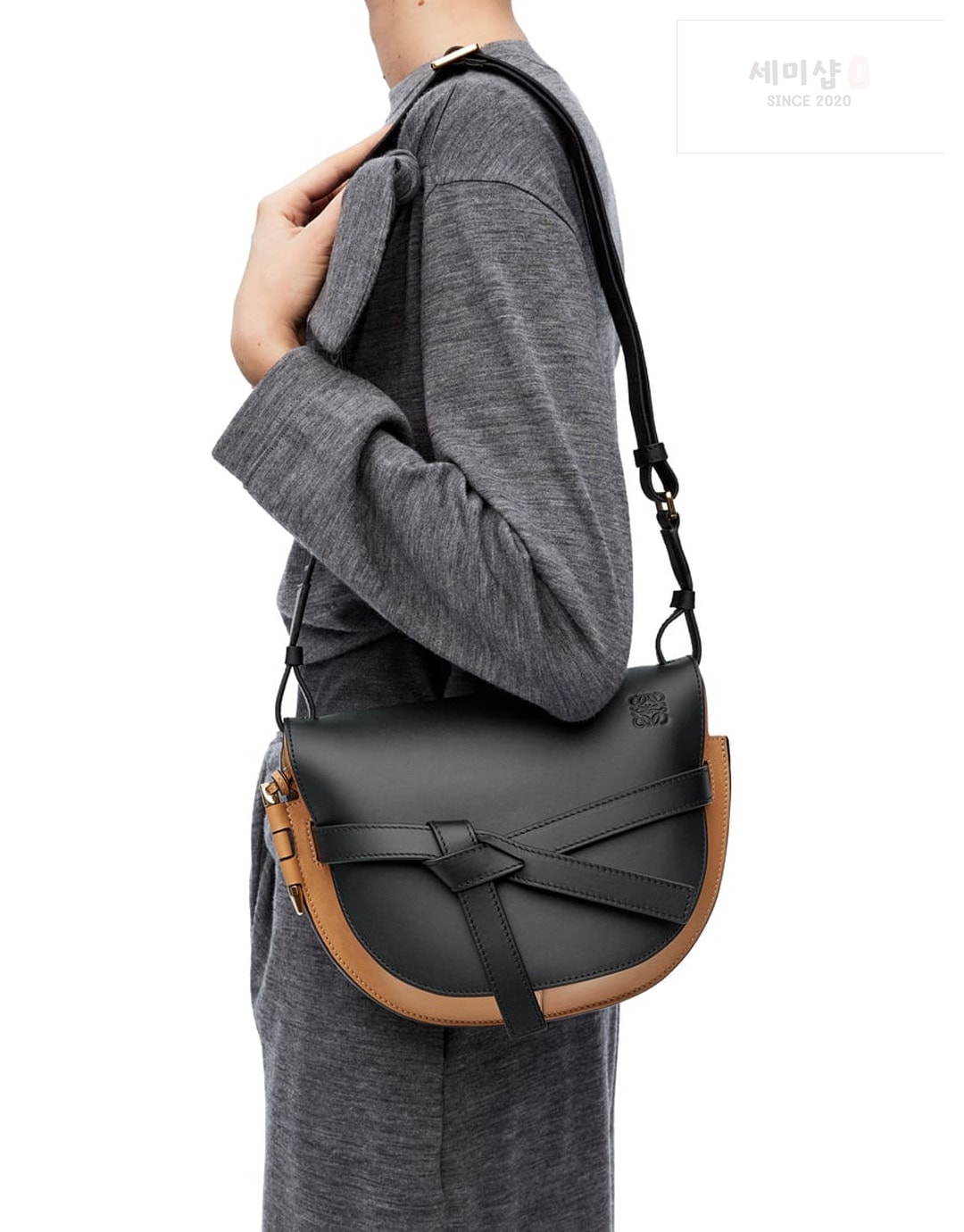 Loewe 로에베 소프트 카프스킨 & 자카드 스몰 게이트 백 20*19*11.5CM Bag 8번 이미지