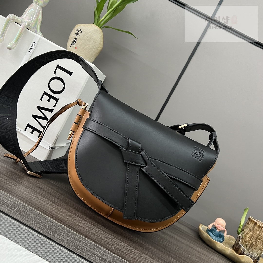 Loewe 로에베 소프트 카프스킨 & 자카드 스몰 게이트 백 20*19*11.5CM Bag 10번 이미지