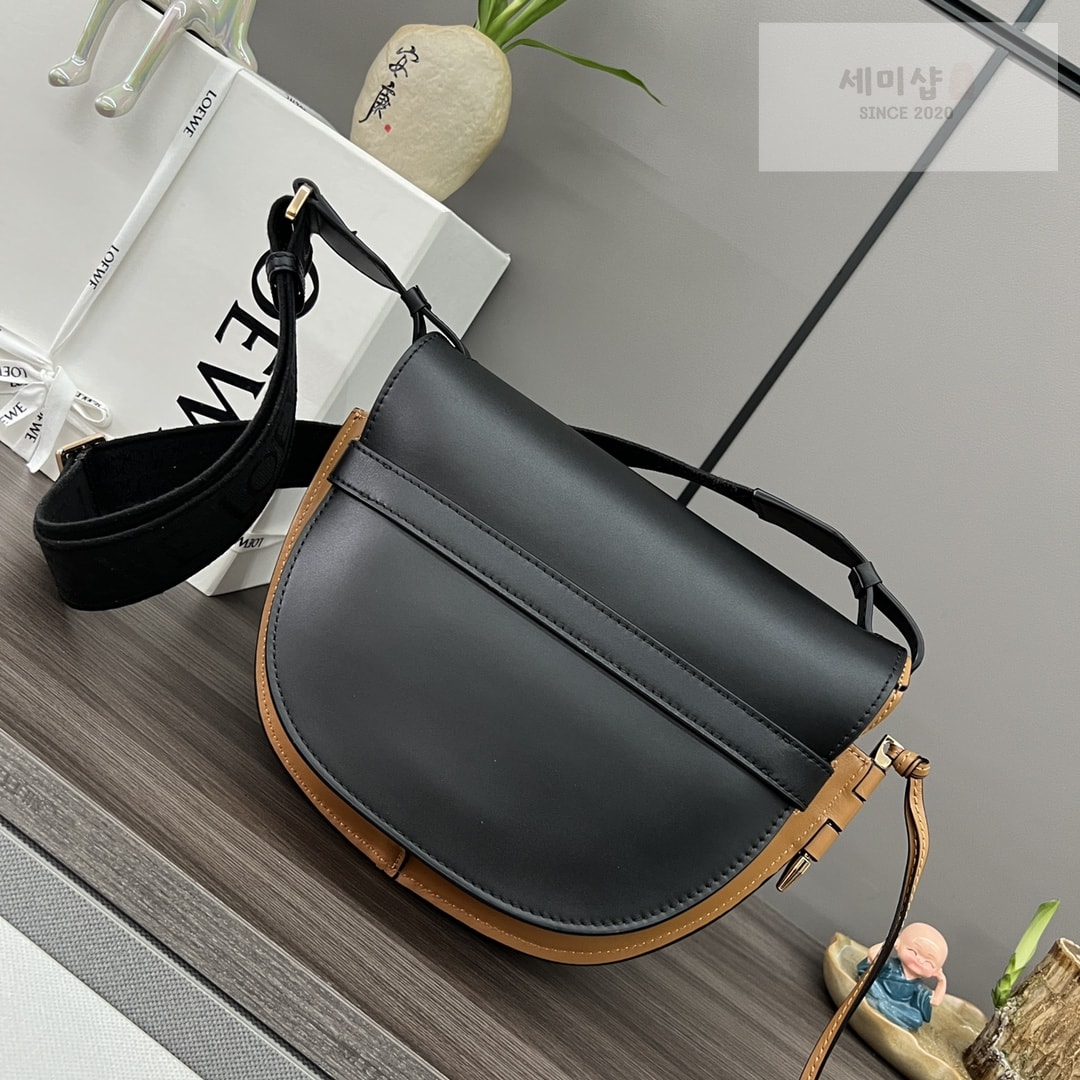 Loewe 로에베 소프트 카프스킨 & 자카드 스몰 게이트 백 20*19*11.5CM Bag 2번 이미지