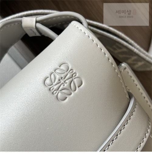 Loewe 로에베 스몰 게이트백 Bag 16번 이미지