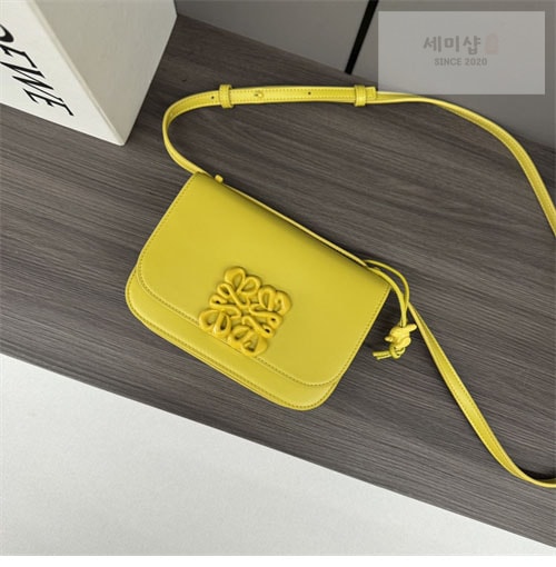 Loewe 로에베 스몰 고야 백 4컬러 Bag 12번 이미지