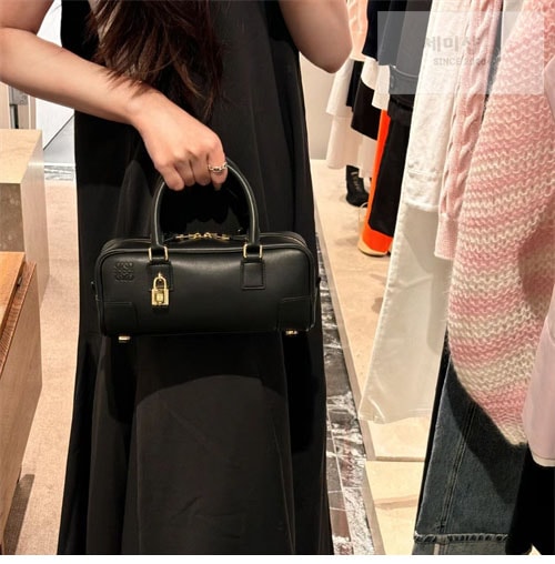 Loewe 로에베 아마조나 23백 Bag 6번 이미지