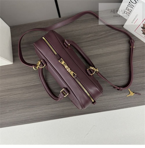 Loewe 로에베 아마조나 23백 Bag 3번 이미지