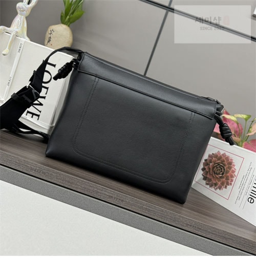 Loewe 로에베 카프스킨 플라멩코 사첼 메신저 크로스백 Bag 4번 이미지