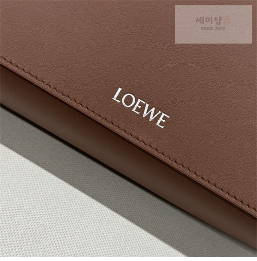 Loewe 로에베 카프스킨 플라멩코 사첼 메신저 크로스백 Bag 18번 이미지