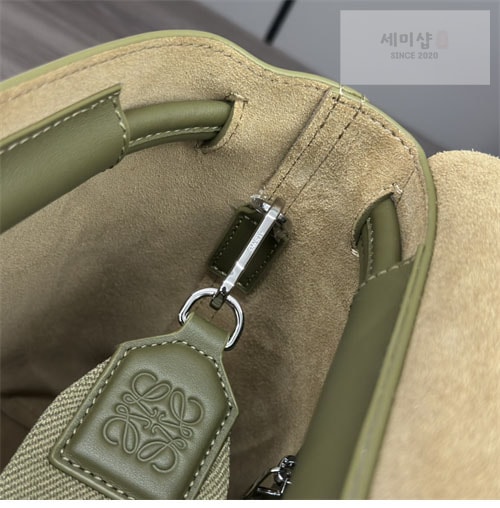 Loewe 로에베 카프스킨 플라멩코 사첼 메신저 크로스백 Bag 27번 이미지