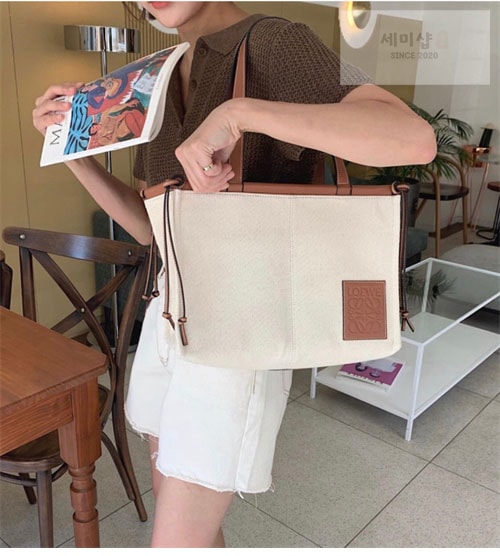 Loewe 로에베 쿠션 캔버스 토트백 Bag 8번 이미지