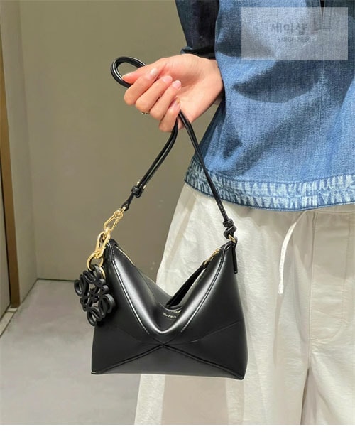 Loewe 로에베 퍼즐 폴드 파우치 클러치백 Bag 3번 이미지