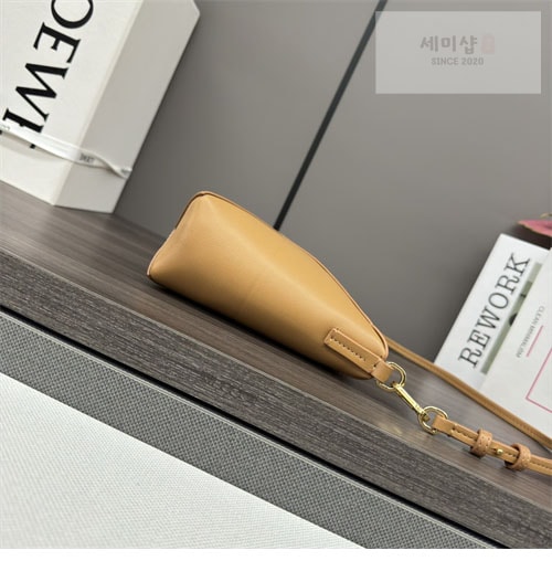 Loewe 로에베 퍼즐 폴드 파우치 클러치백 Bag 7번 이미지