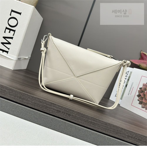 Loewe 로에베 퍼즐 폴드 파우치 클러치백 Bag 25번 이미지