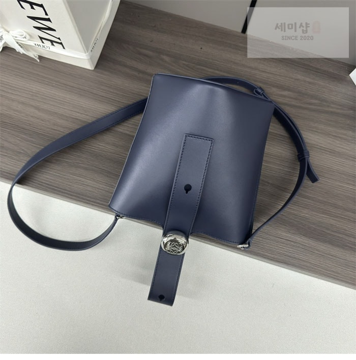 Loewe 로에베 페블 미니 버킷백 Bag 5번 이미지
