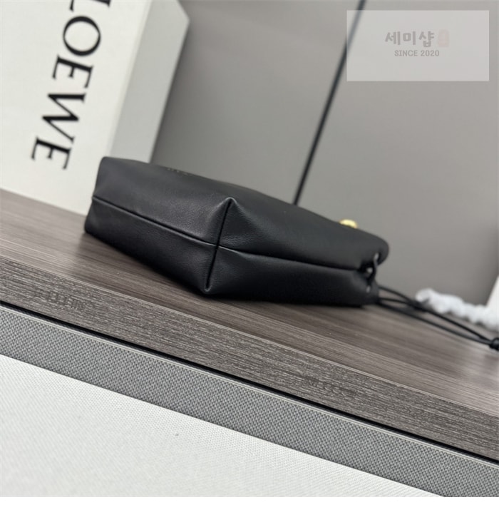 Loewe 로에베 페블 버킷백 Bag 11번 이미지