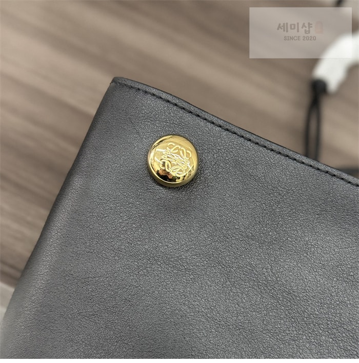 Loewe 로에베 페블 버킷백 Bag 1번 이미지