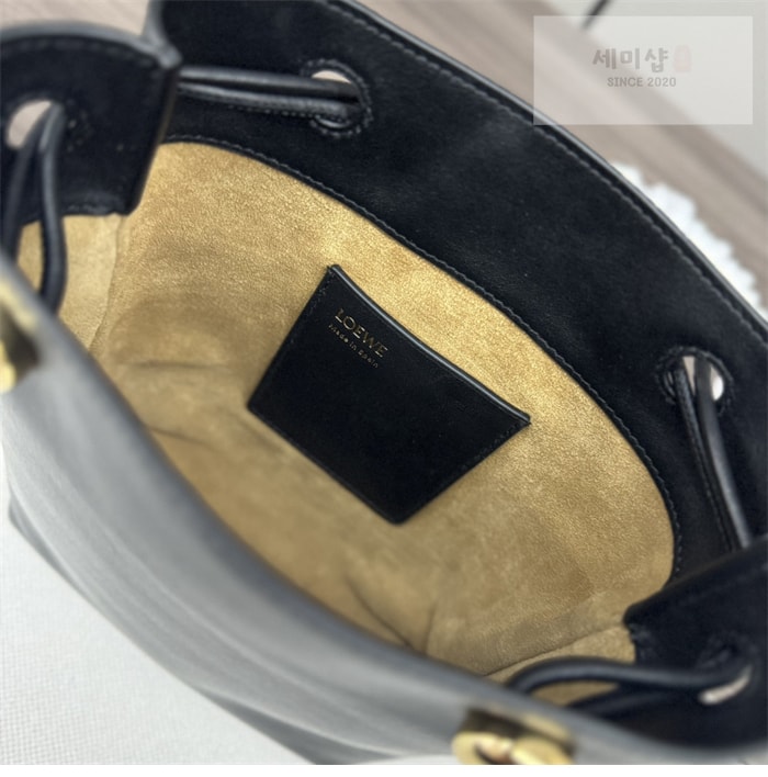 Loewe 로에베 페블 버킷백 Bag 3번 이미지