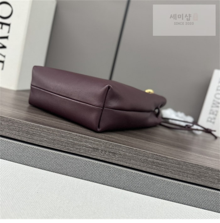 Loewe 로에베 페블 버킷백 Bag 4번 이미지