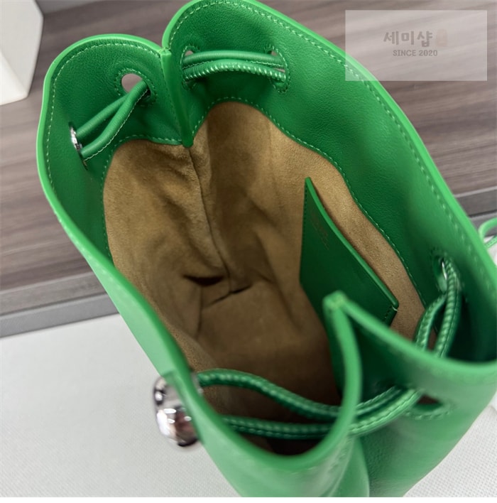 Loewe 로에베 페블 버킷백 Bag 8번 이미지