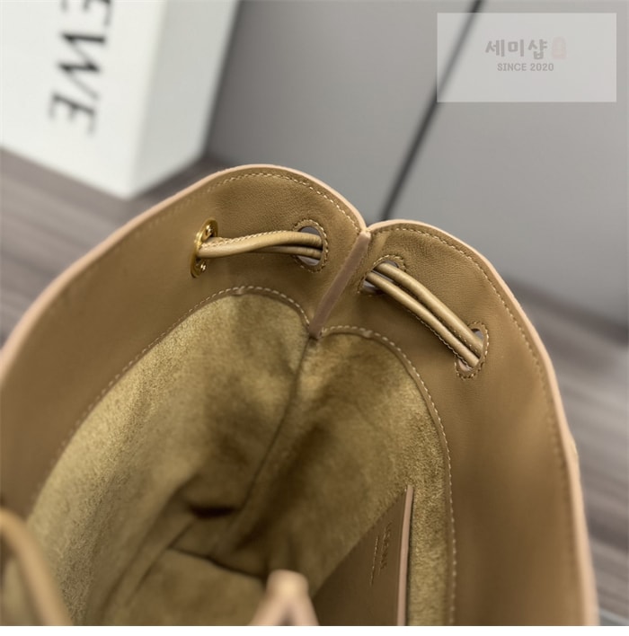 Loewe 로에베 페블 버킷백 Bag 9번 이미지