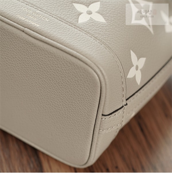 Louis Vuitton 루이비통 나노 노에 백 앙프렝뜨 모노그램 M46291 갈렛 바이컬러 Bag 9번 이미지