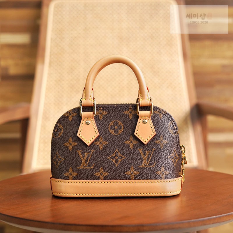 Louis Vuitton 루이비통 나노 알마 모노그램 숄더백 M82717 모노그램 Bag 2번 이미지